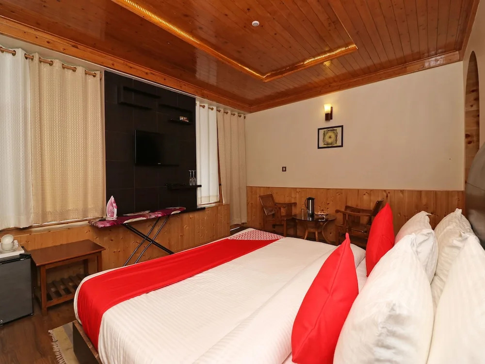 OYO 14072 Home Luxurious Studios Rohtang Road