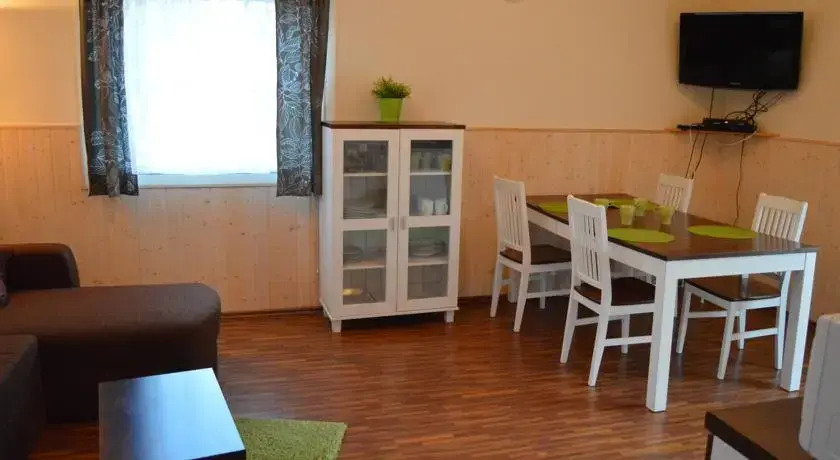 Ekokatti Cottages