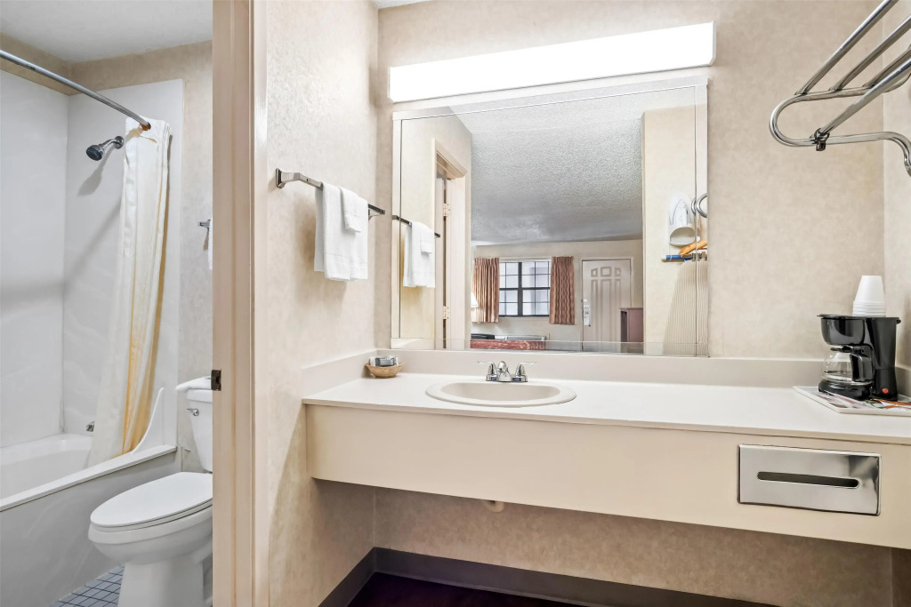 Americas Best Value Inn Midlothian