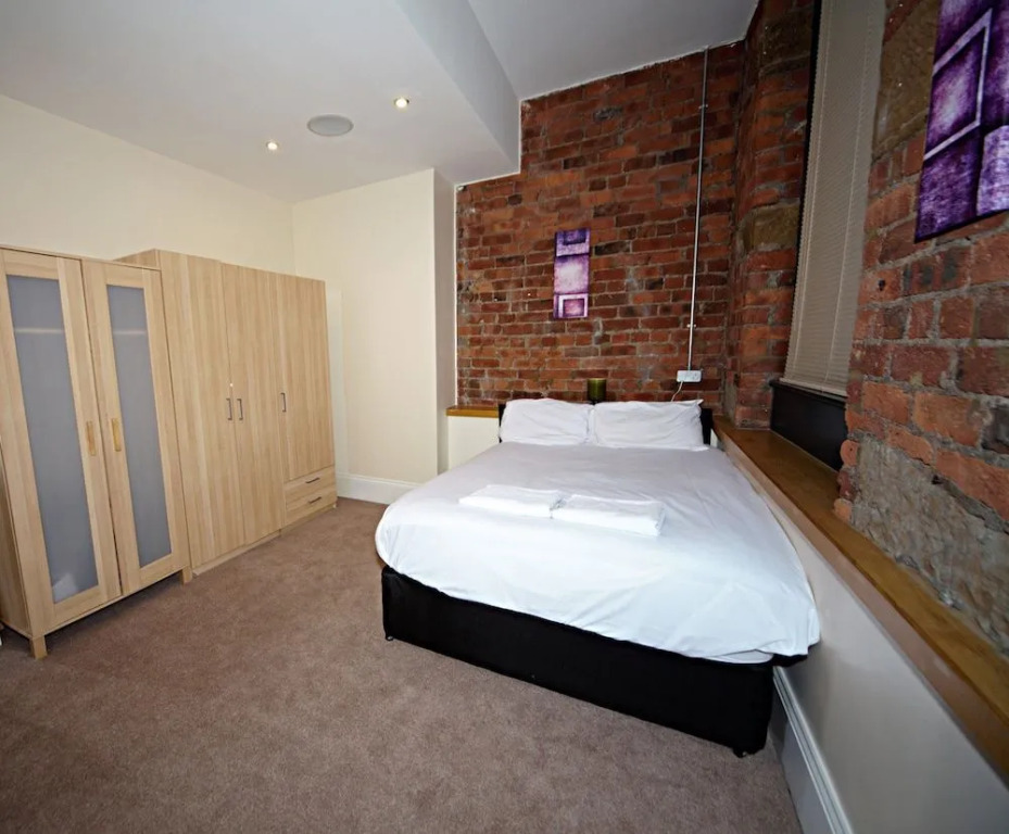 Premier Apartments