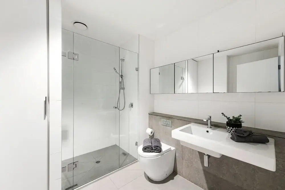 A Stylish Apt for 4 Near Queen Victoria Market