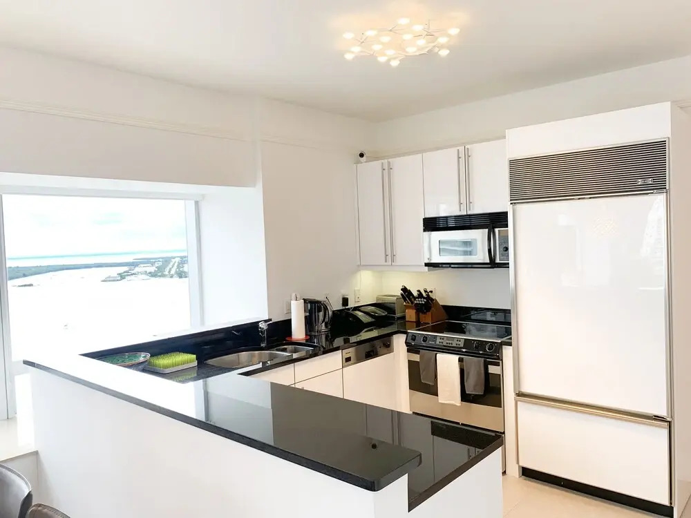 2 Bedroom OR King Studio Suites Four Seasons Hotel Miami Free Wi-Fi & Free Parking