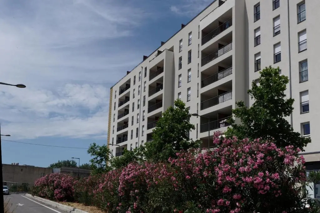 Appart climatisé - Parking gratuit - Balcon - CAPTURA