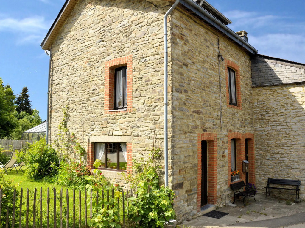Comfortable Villa, Paliseul