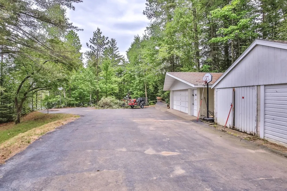 Porcupine Point - 4 Br Home
