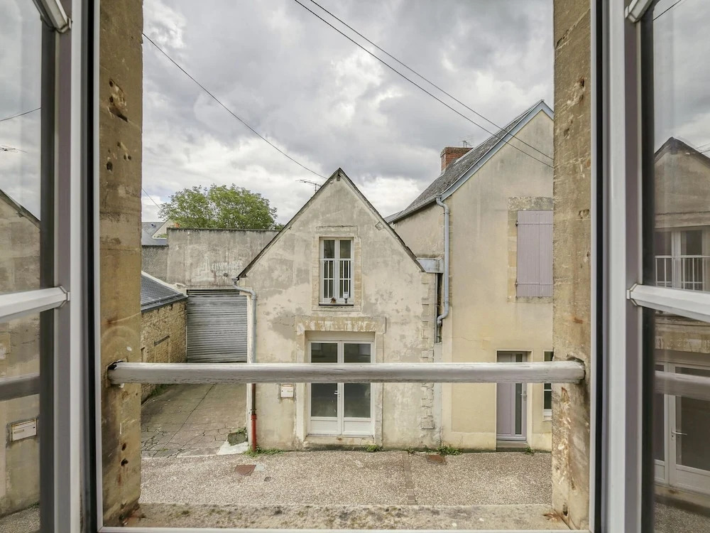 Apartment on the First Floor in the Heart of Bayeux, Free Parking 150 Meters