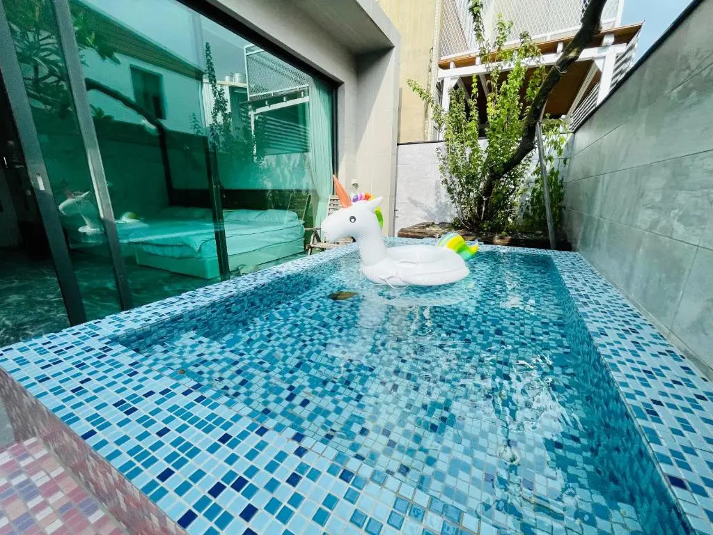 Fun Holiday Family Hostel