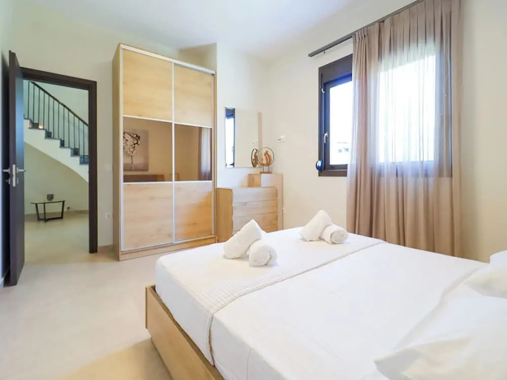 Luxury Rental Villa for 14 People