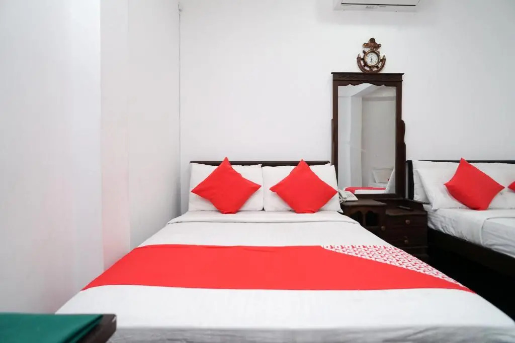 Shirantha Hotel