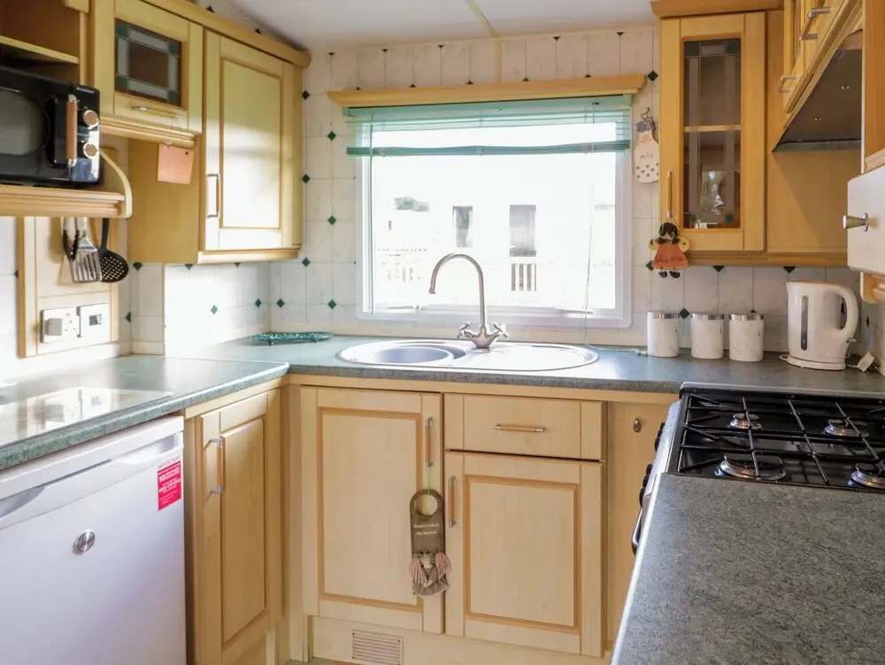 Meric Stone Holiday Lets Caravan 1