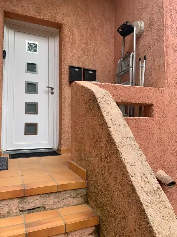 Location T2 dans résidence avec piscine PORTO-VECCHIO