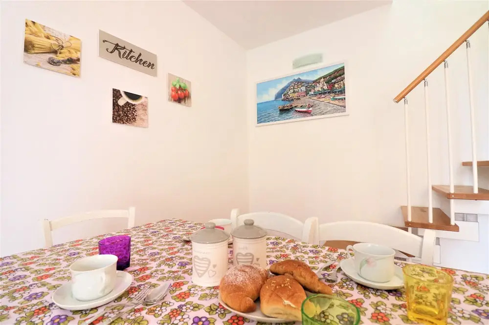 De Vivo Realty - Casa Assuntina Positano