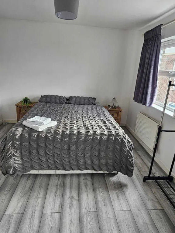 Sittingbourne Serenity - Spacious 4-bed House