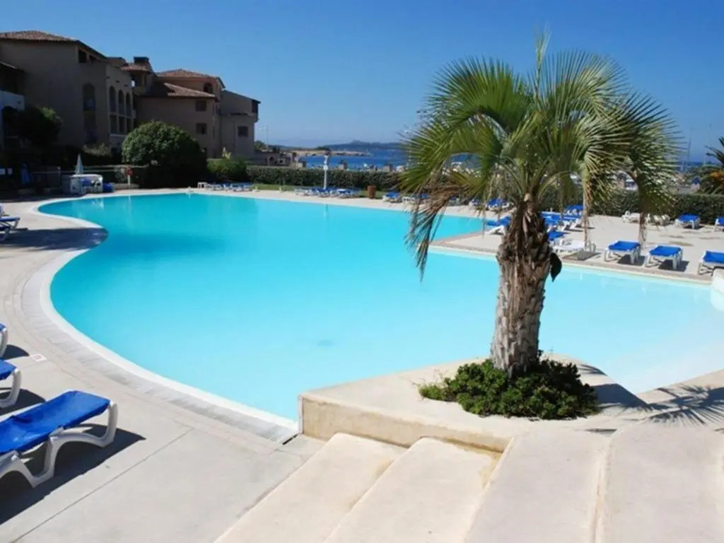 Appartement Six-Fours-les-Plages, 2 pièces, 4 personnes - FR-1-316-244
