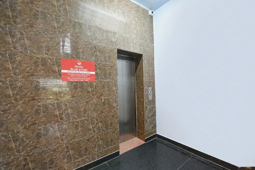 FabHotel Blue Stone