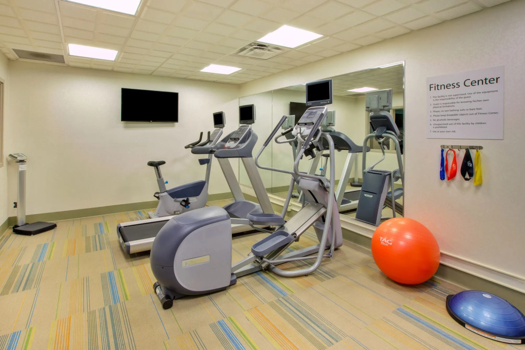 Holiday Inn Express Hotel & Suites Fort Wayne by IHG