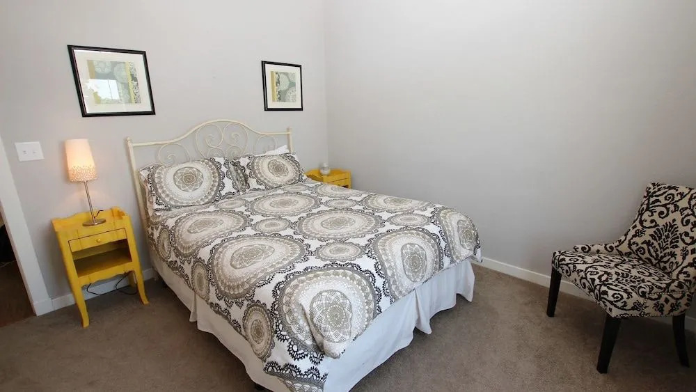 Amen Corner - 4 Br Home