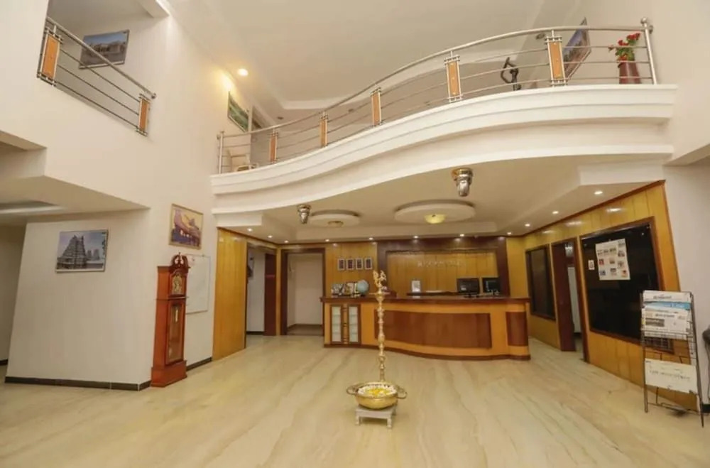 Hotel Queen Palace