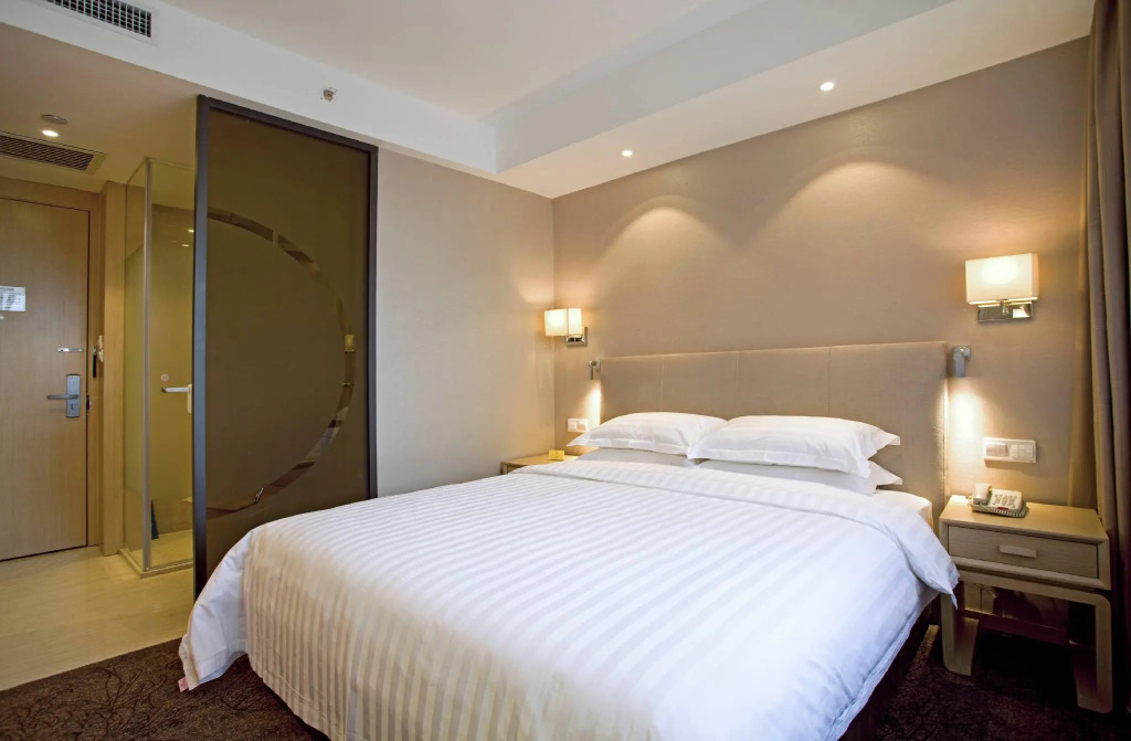 new dynasty hotel