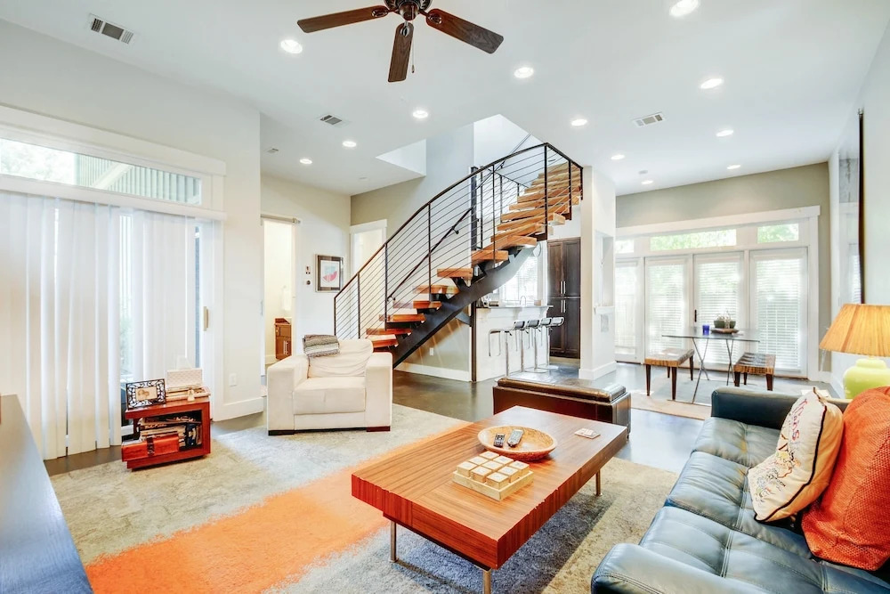 Bright and Modern Rental in Austin by RedAwning