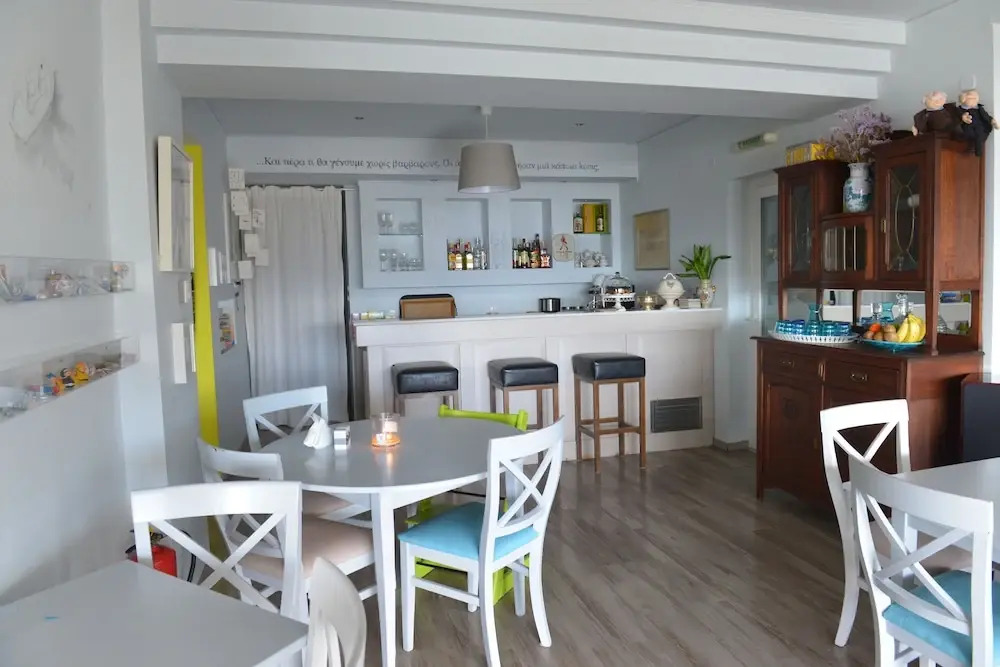 Guesthouse Vissinokipos - Biker Friendly - Motorradhotel