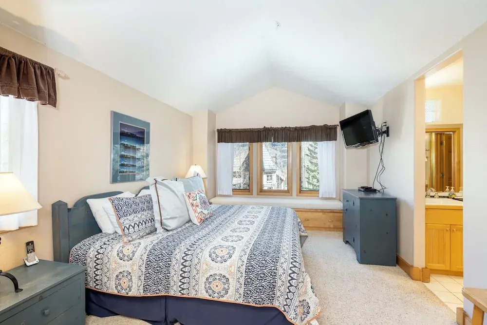 Aspen Ridge 2 3 Bedroom Townhouse by Alpine Lodging Telluride