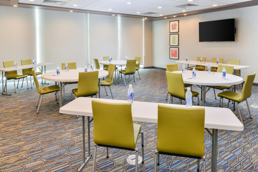 Holiday Inn Express & Suites - Ogallala by IHG