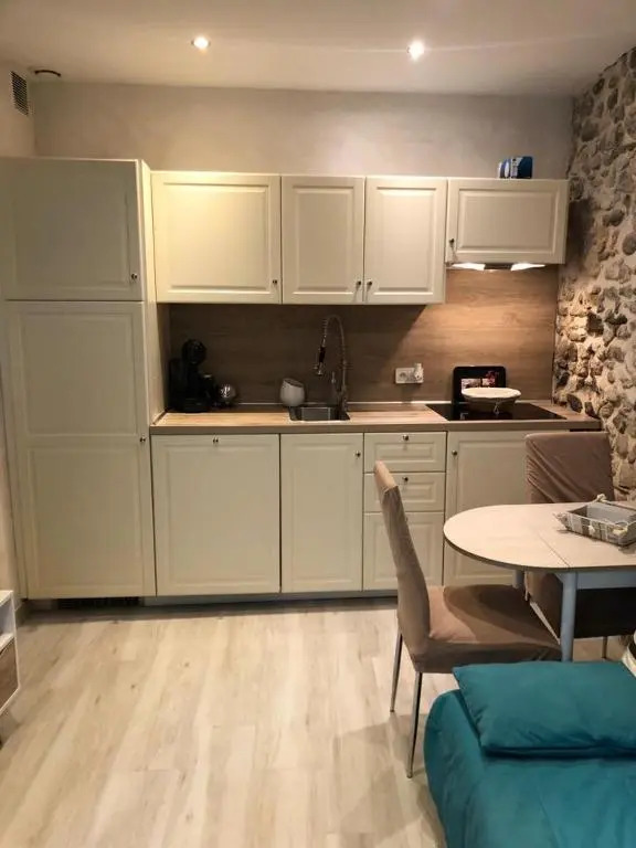 Vieil Antibes, Ravissant 2p Avec Petite Terrasse