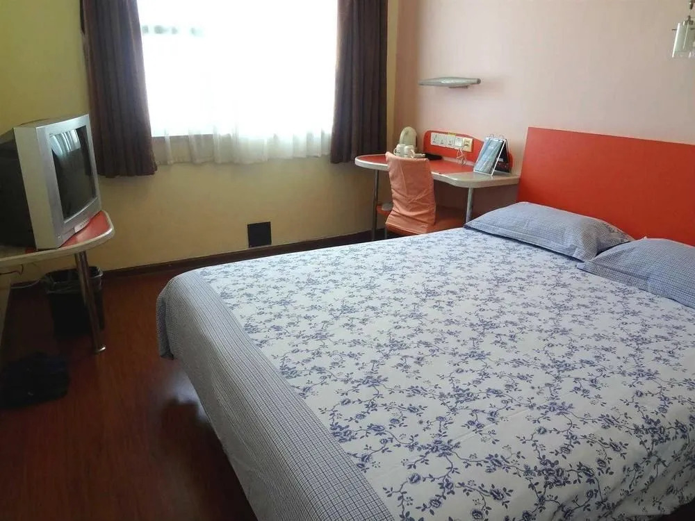 Motel 168