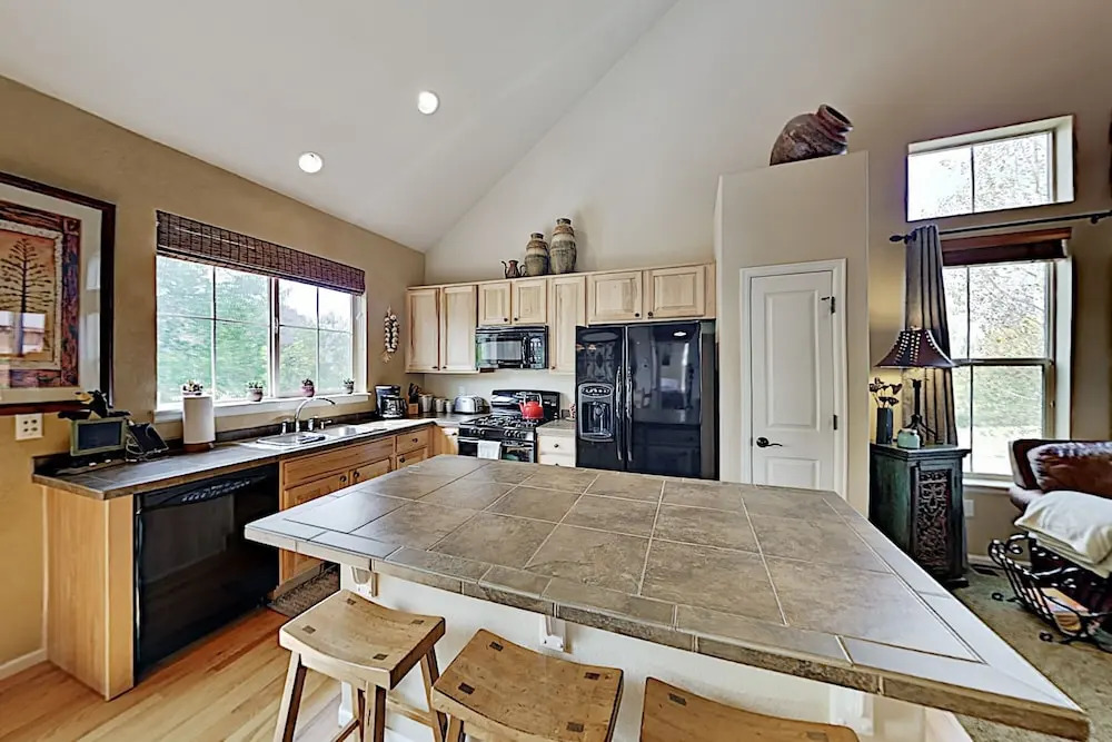 100bsc0q 3 Bedroom Home