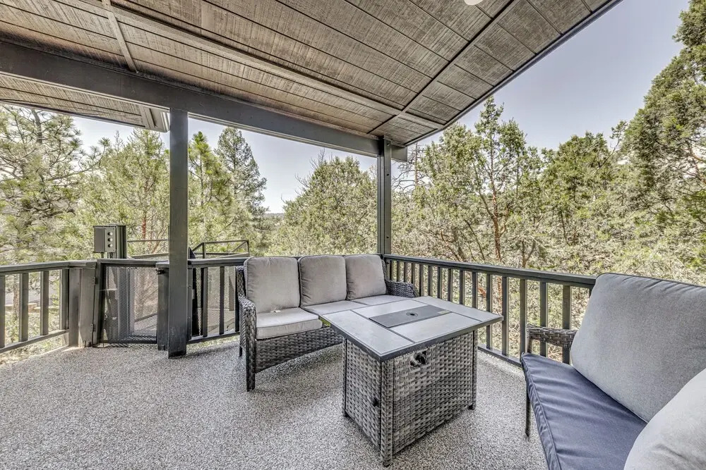 18 Mi to Ski Apache - Ruidoso Home Fit for Family!