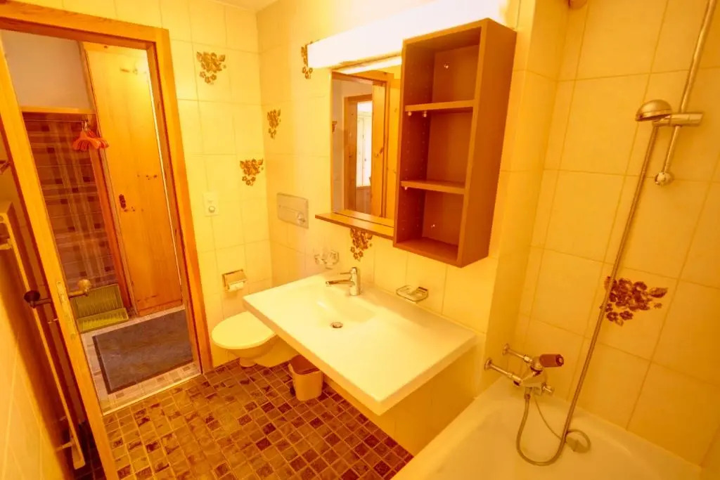 Chesa Munteratsch 2-Zimmerwohnung 102 Typ E