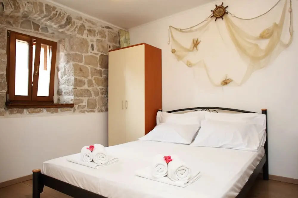 Apartments Zecic