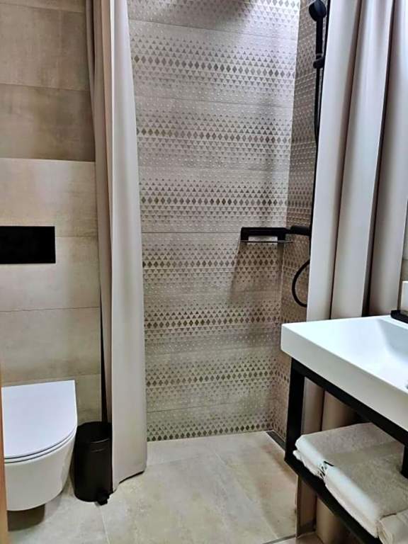 Vvinn Hotel