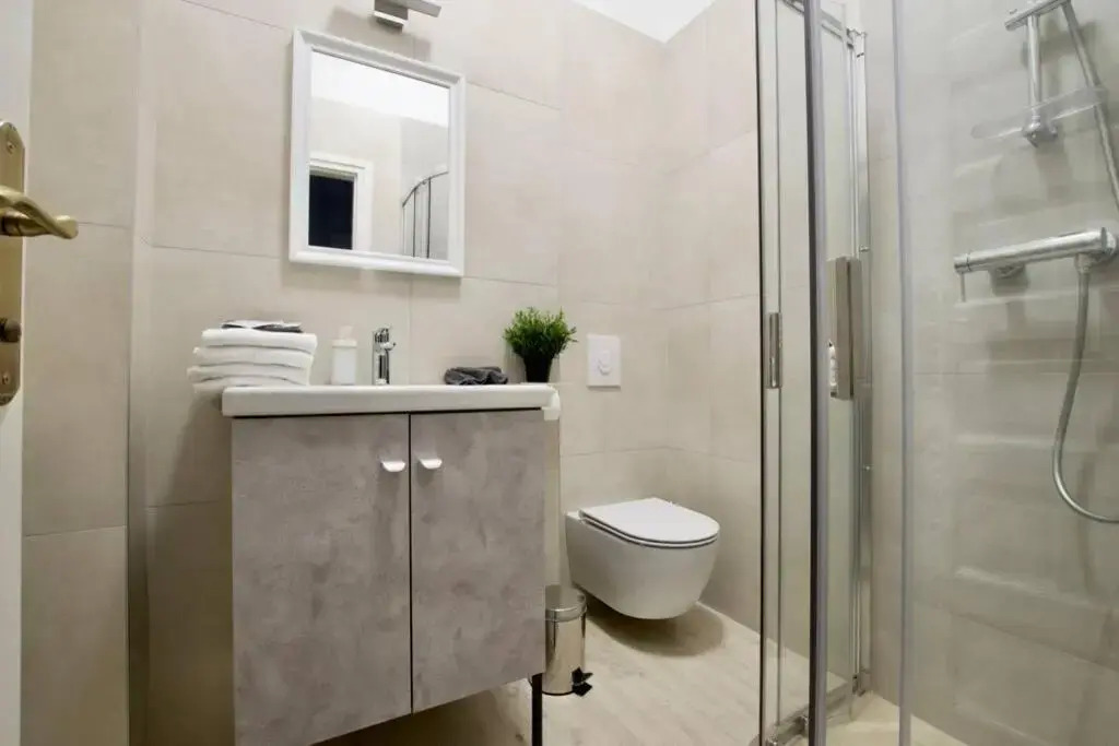 Premium Apartment by Hi5 - ASTORIA 4 bedroom
