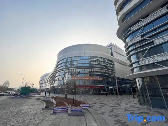 Qingcheng Serviced Apartment (Development Zone Shibeiwan Dream Water Park)