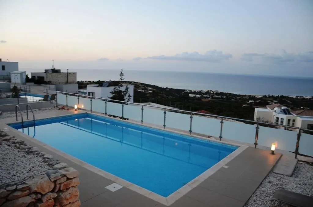 3 Br Villa Imogine - Chg 8879