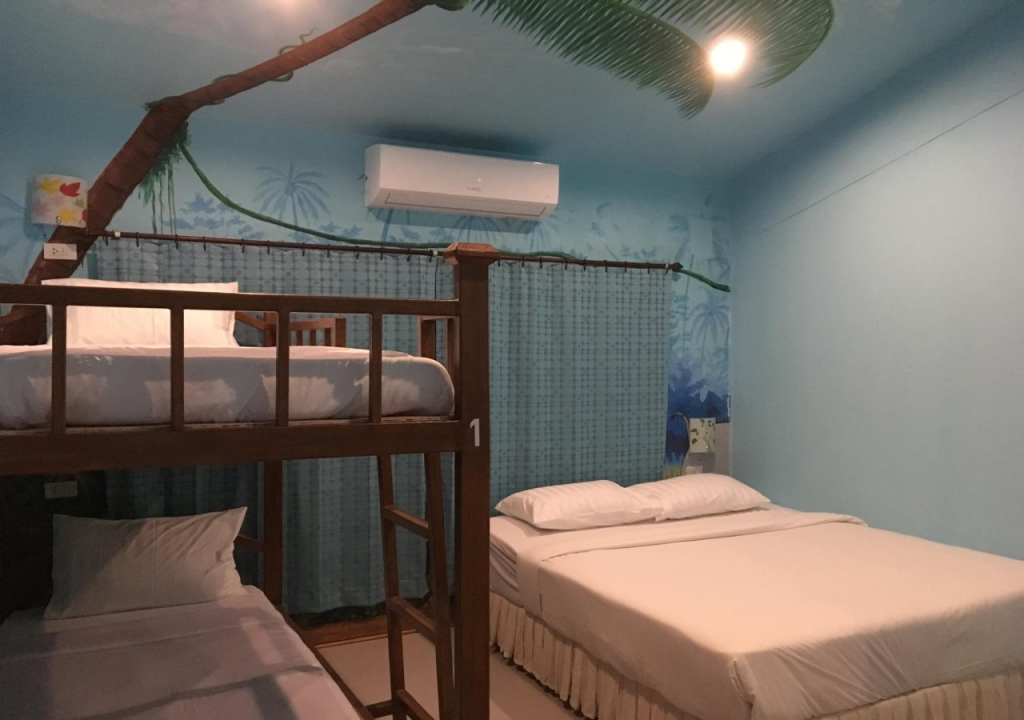 The Corner Transit Hostel