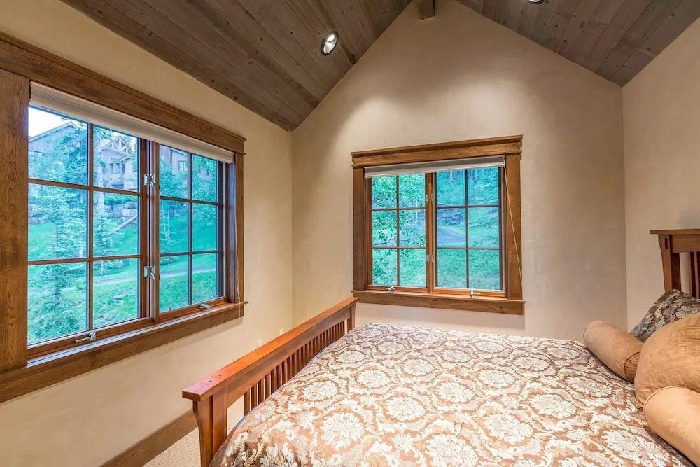 Timber Creek 10 Bedroom Holiday home By Accommodations in Telluride