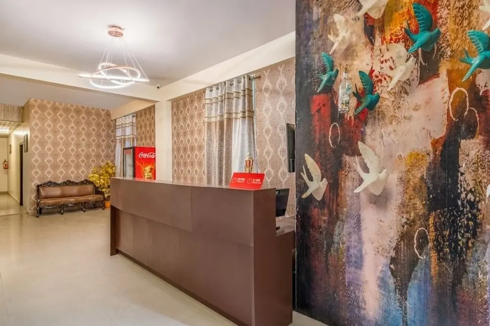 iROOMZ Hotel Royal Hill Park