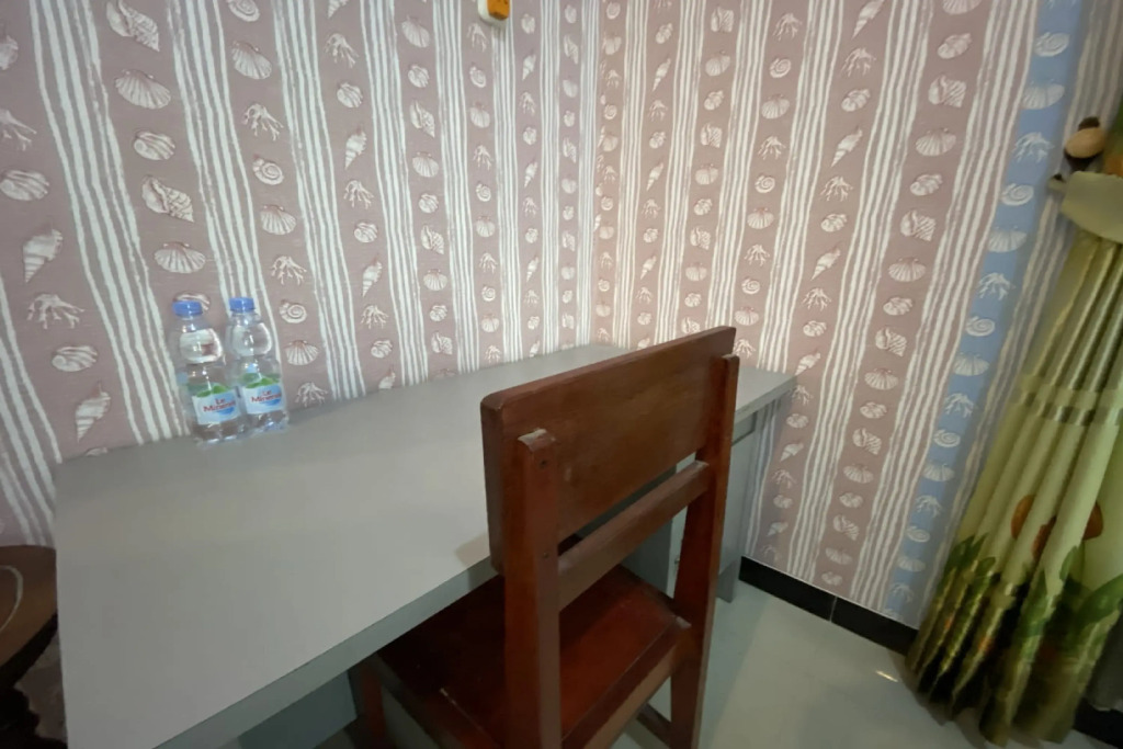 RedDoorz Syariah near RS Mitra Siaga