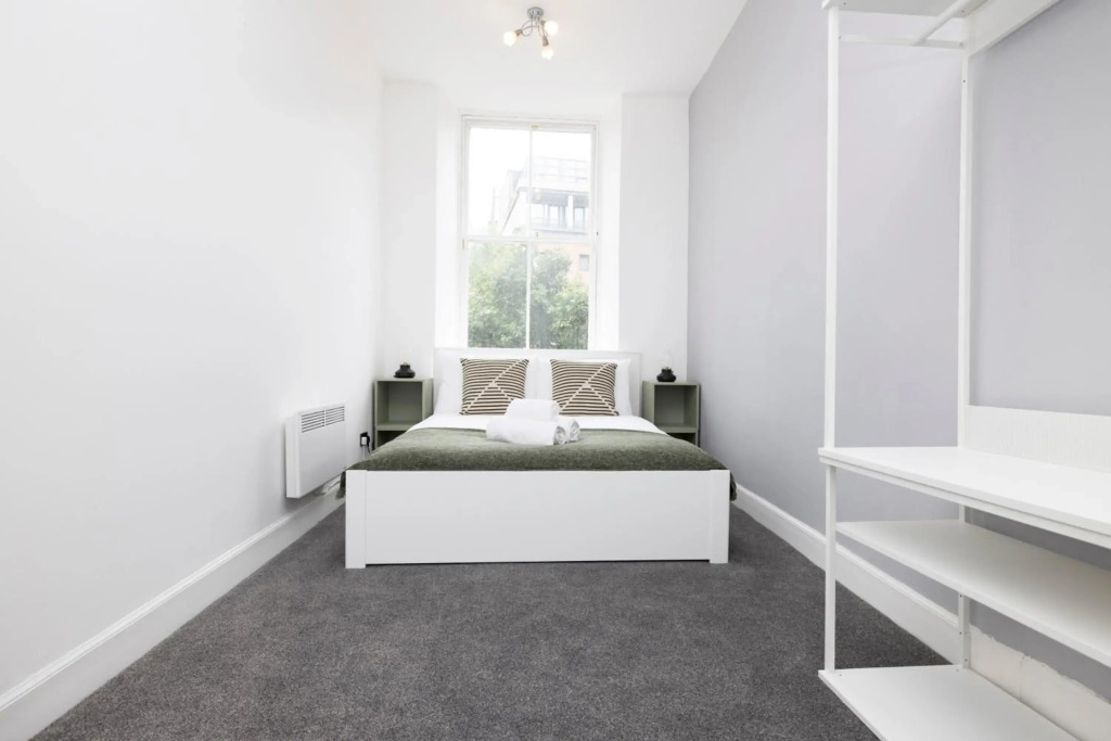 ALTIDO Glamorous1-bed flat overlooking Grassmarket