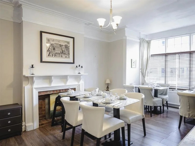 OYO Lonsdale Guest House