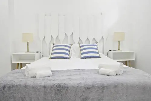 Cais Waterfront Holiday Apartments