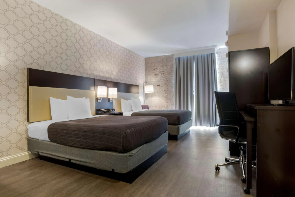 Best Western Plus St. Christopher Hotel
