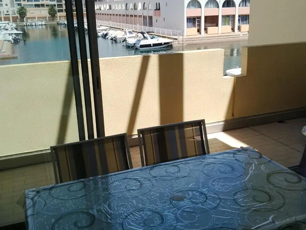 Appartement Sète, 1 pièce, 4 personnes - FR-1-338-127