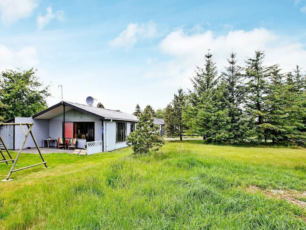 Beautiful Holiday Home in Hals Near Sea