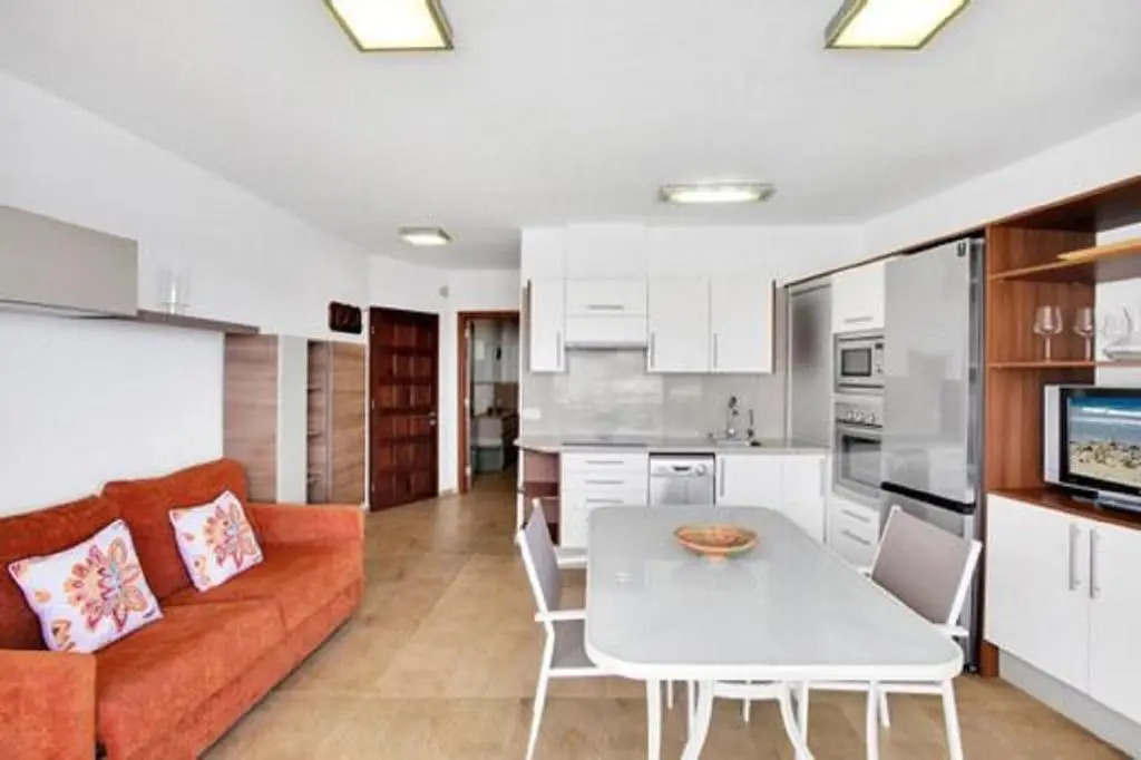 arenas negra 1-Bed Apartment SEa View