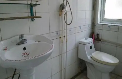 Chen Ani's Guest House