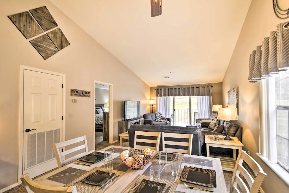 Near Branson Strip! Water-view Condo w/ Balcony